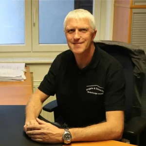 Portrait Tobias Angele